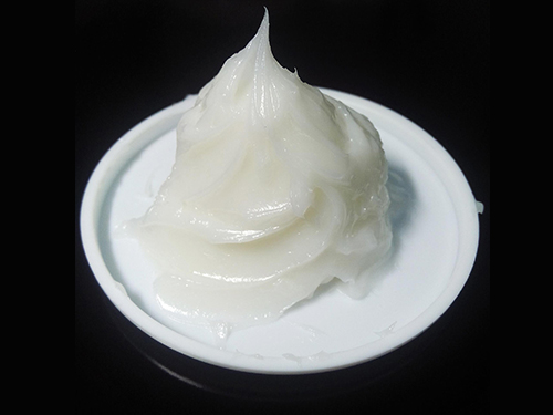 選擇塑膠零件潤滑脂要考慮哪些因素呢？