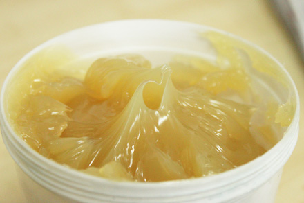 潤(rùn)滑脂廠家告訴你潤(rùn)滑脂開(kāi)封后該如何存放！